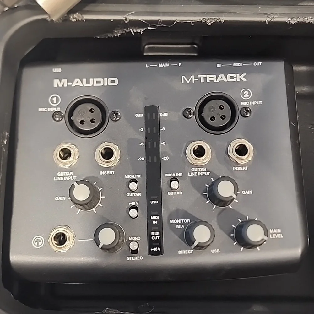 STERLING AUDIO S50 MICROPHONE SET WITH CASE - Picture 4 of 10